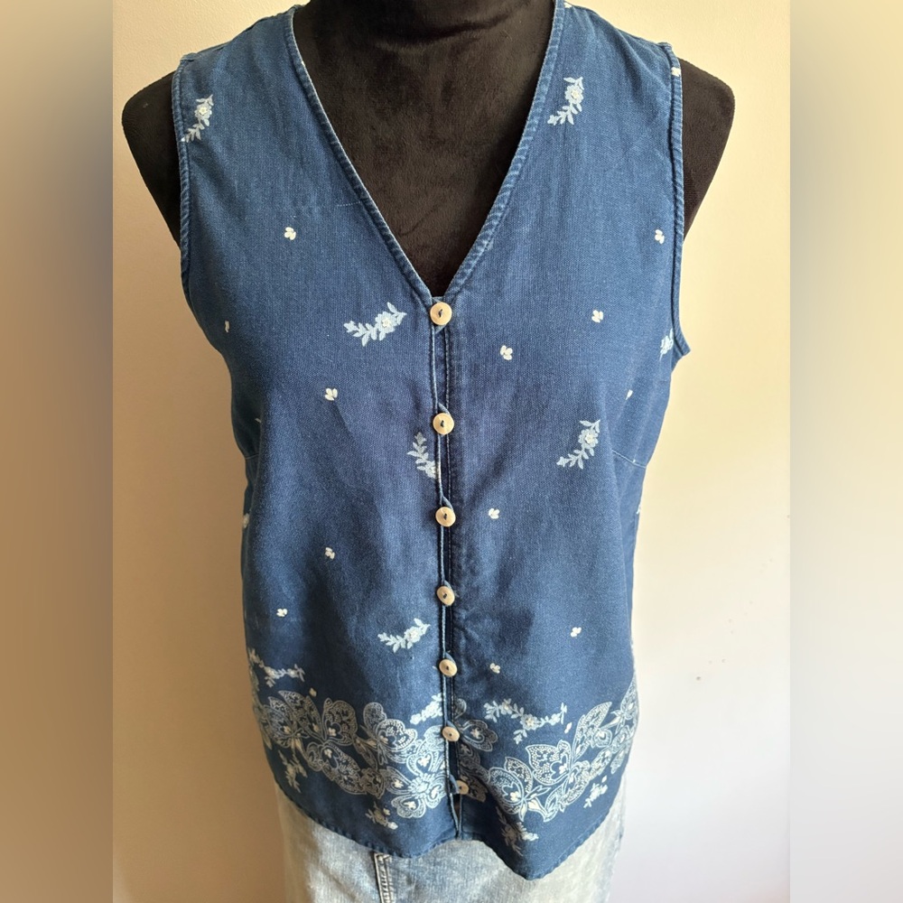 Liz Claiborne Vintage 90’s Y2K Flowered Denim Vest, Western, Women’s Sz  Medium
